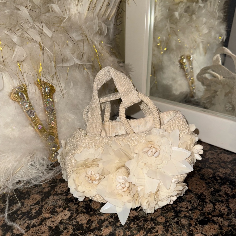 Elegant Cream Floral Handbag
